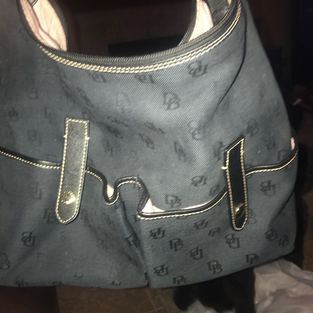 Dooney & Bourke Purse